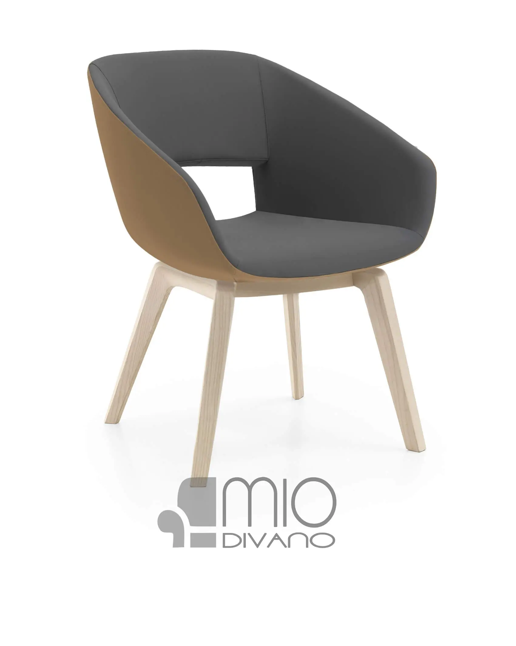 Poltrona modello Brek Open - foto 7 di 9 Poltrona modello Brek Open - foto 7 di 9