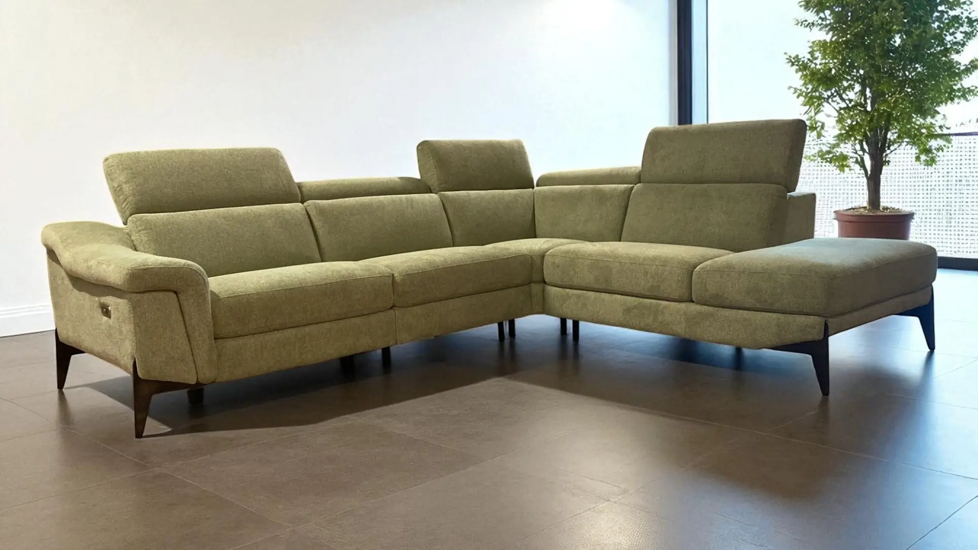 Leyton Divano angolare con1relax elettrico - foto 6 di 8 Leyton Divano angolare con1relax elettrico - foto 6 di 8