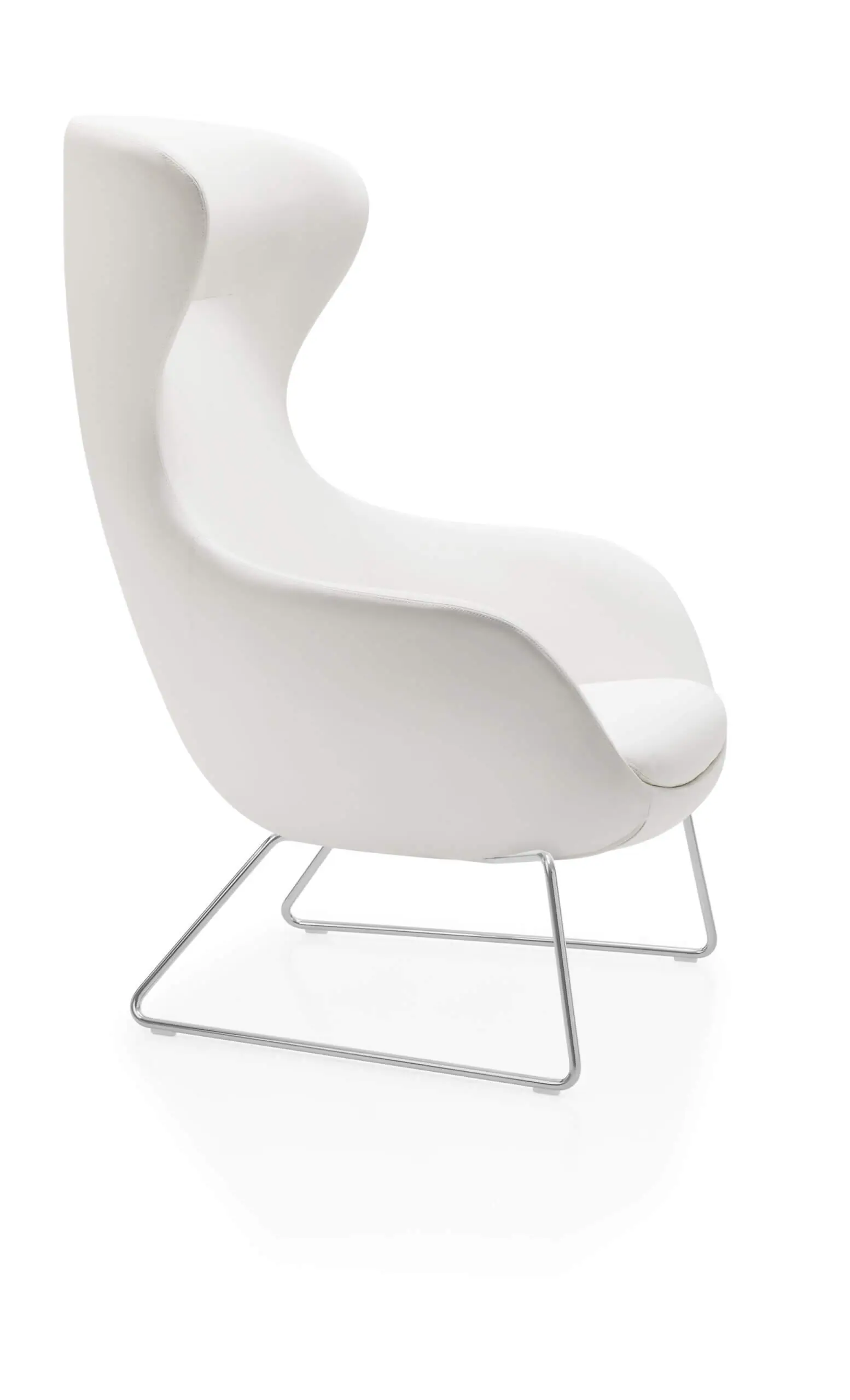 Poltrona modello Queen + Pouf - foto 16 di 18 Poltrona modello Queen + Pouf - foto 16 di 18
