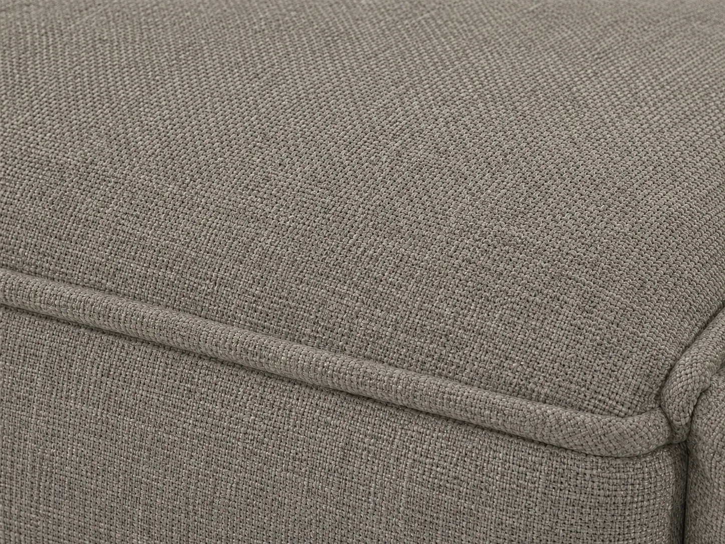 Divano Zeno grigio, dettaglio del rivestimento Divano Zeno grigio, dettaglio del rivestimento